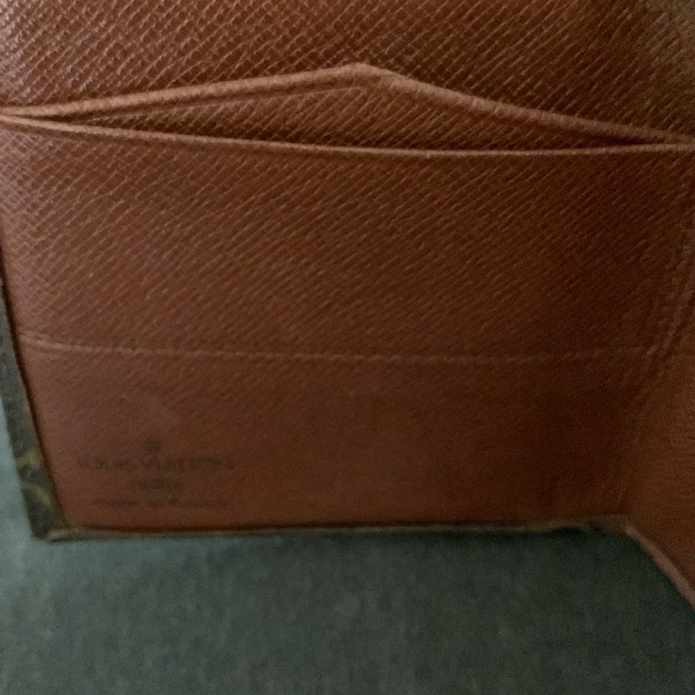 Vintage Louis Vuitton Mono Dual Snap Wallet - Picture 9 of 16
